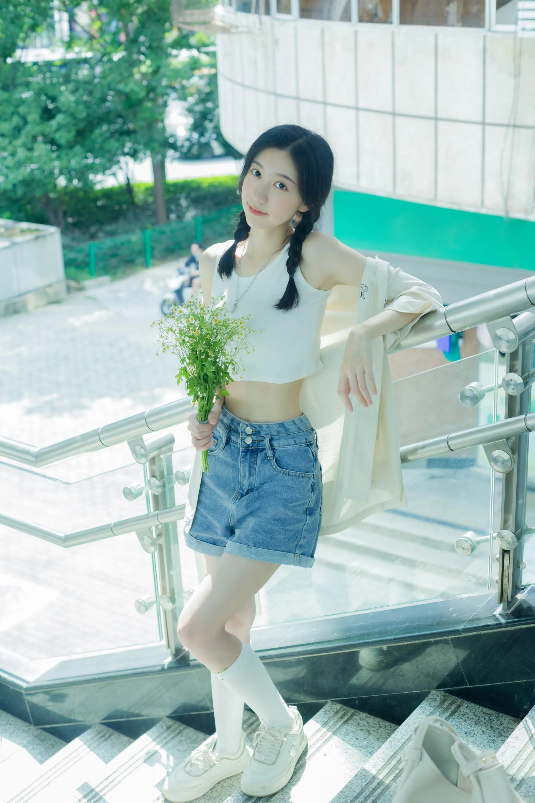 [YITUYU艺图语]2022.08.22 地铁奇遇记 饲猫少女- [39P]插图3